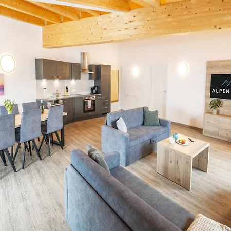 Apartment Spacious Penthouse For 9 People Fieberbrunn