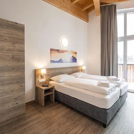 Spacious Penthouse For 9 People *