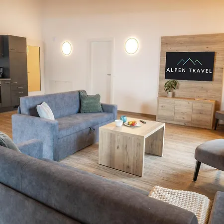 Spacious Penthouse For 9 People * Fieberbrunn